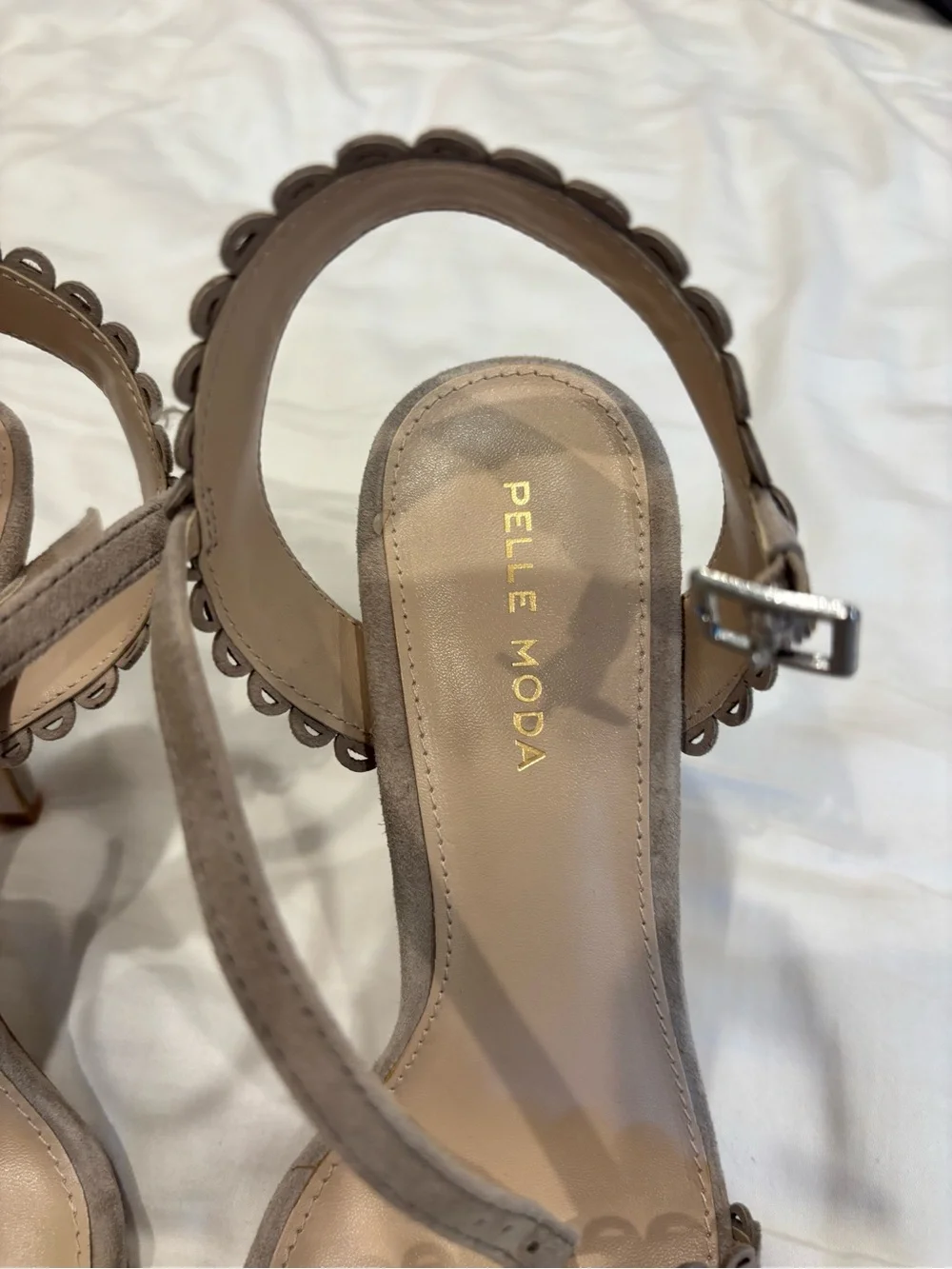 NWOT Pelle Moda Taupe Scallop-Trim Suede Ankle-Strap Heels